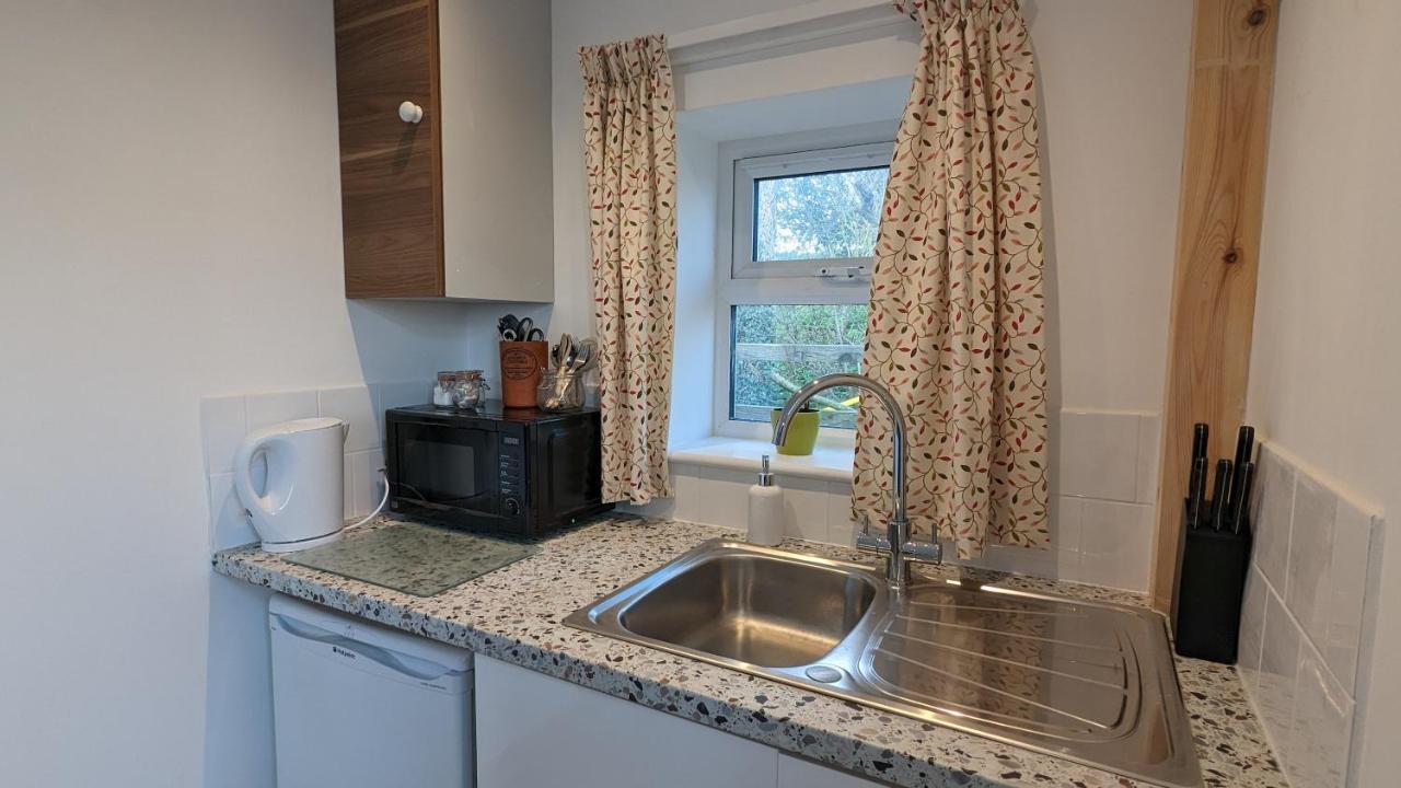 Meadow View Studio Apartment Gillingham  Exterior photo